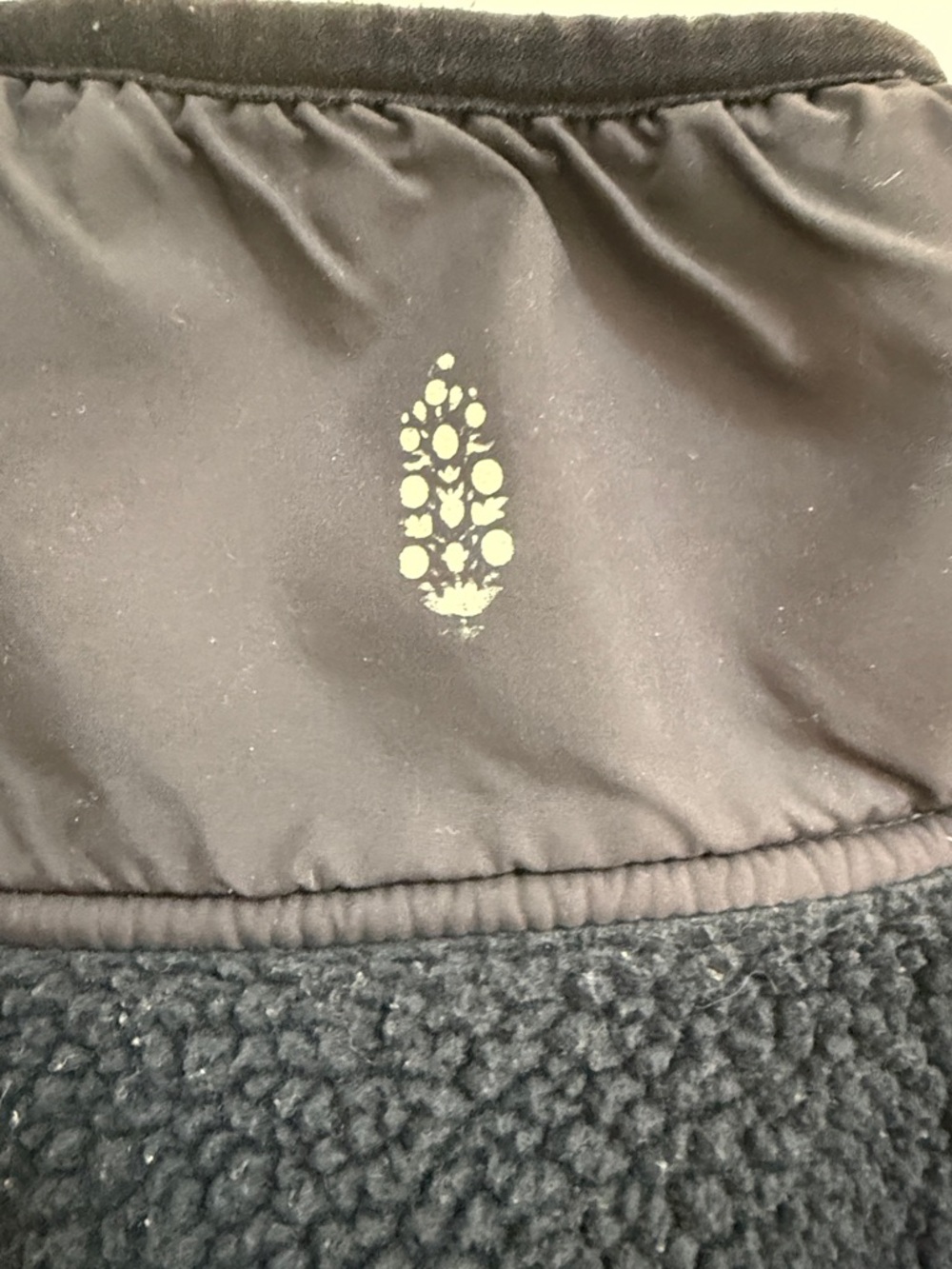 Free People Movement Black Women’s Sherpa Fleece Jacket - Picture 3 of 6